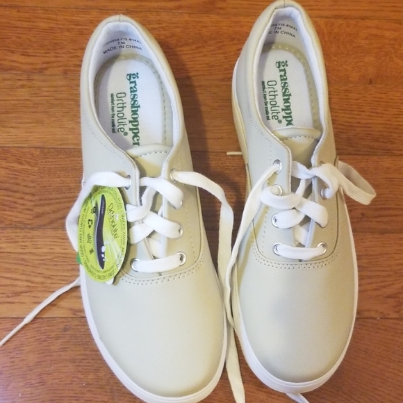 grasshopper ortholite sneakers